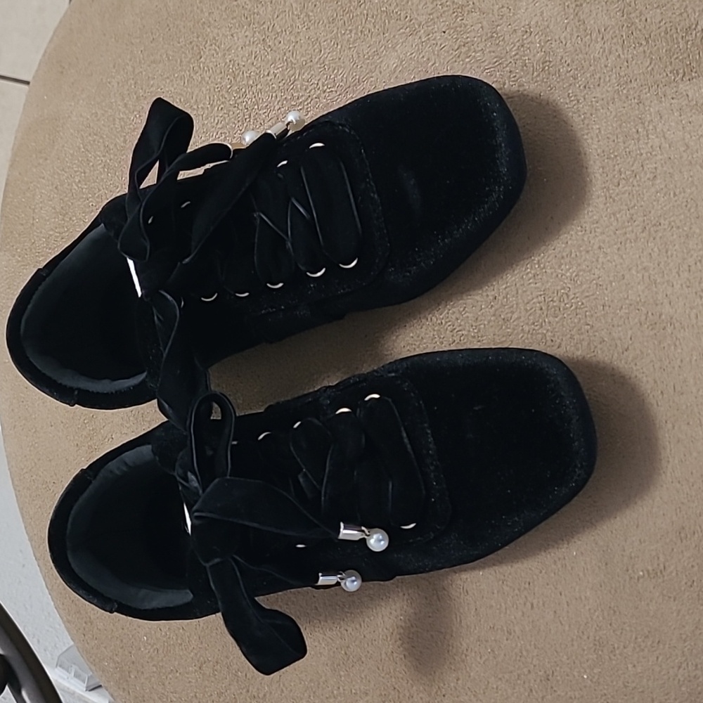 INC International Concepts Black Velvet Flats